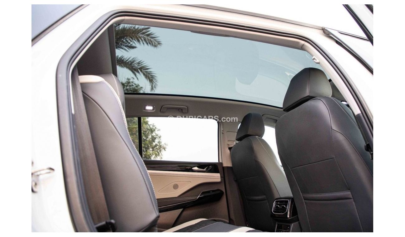 Volkswagen ID.6 2022 Volkswagen ID6 Litepro 20" FP W/o HUD + 360CAM 7ST E AT - White inside black