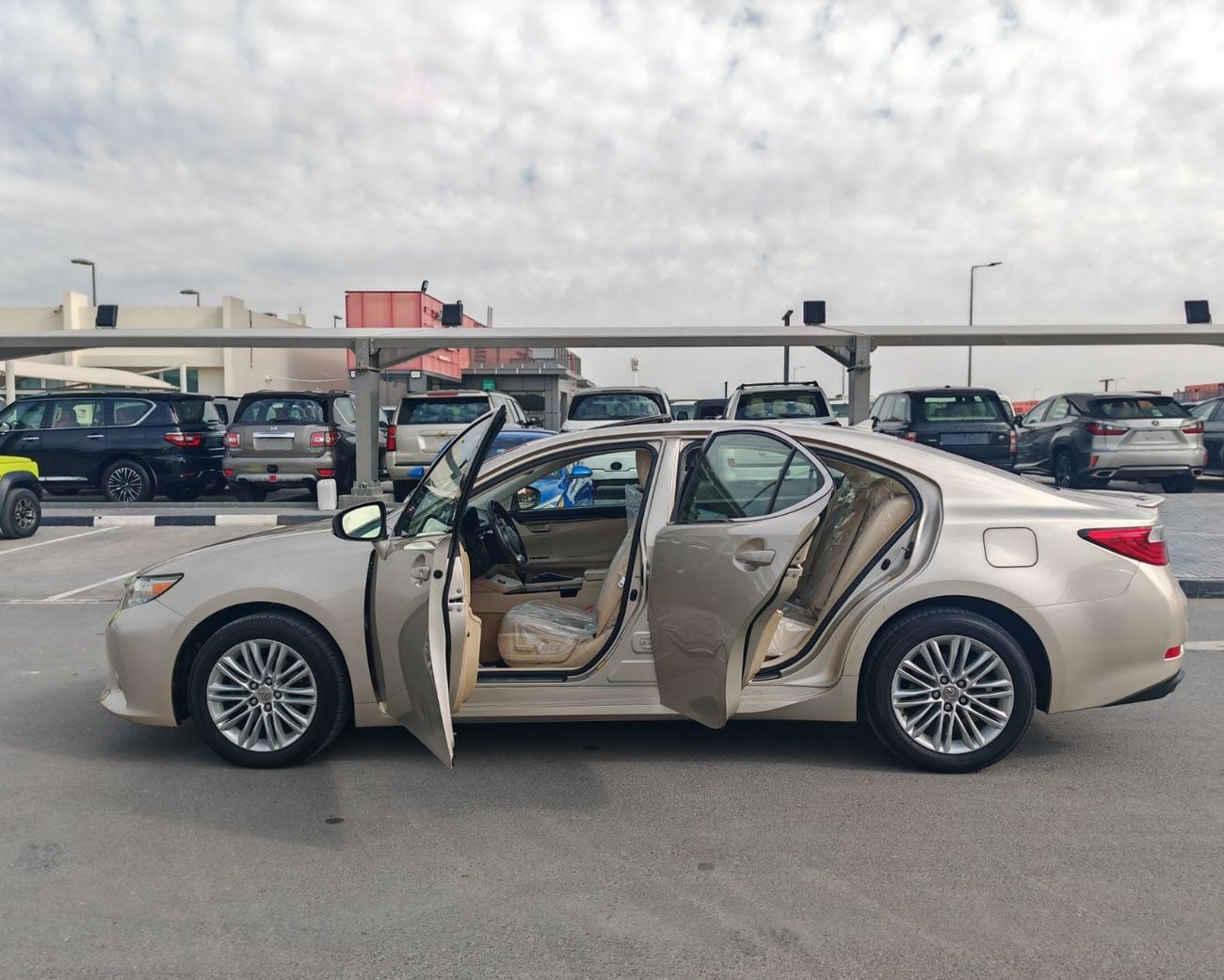 لكزس ES 350 PLATINUM
