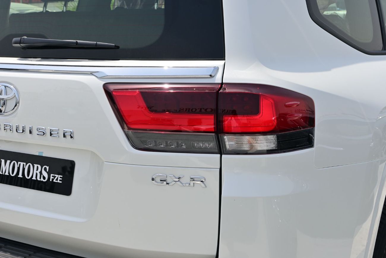 Toyota Land Cruiser GXR4 3.3L Toyota Land Cruiser GX-R 3.3L TwinTurbo V6 Diesel, 4WD