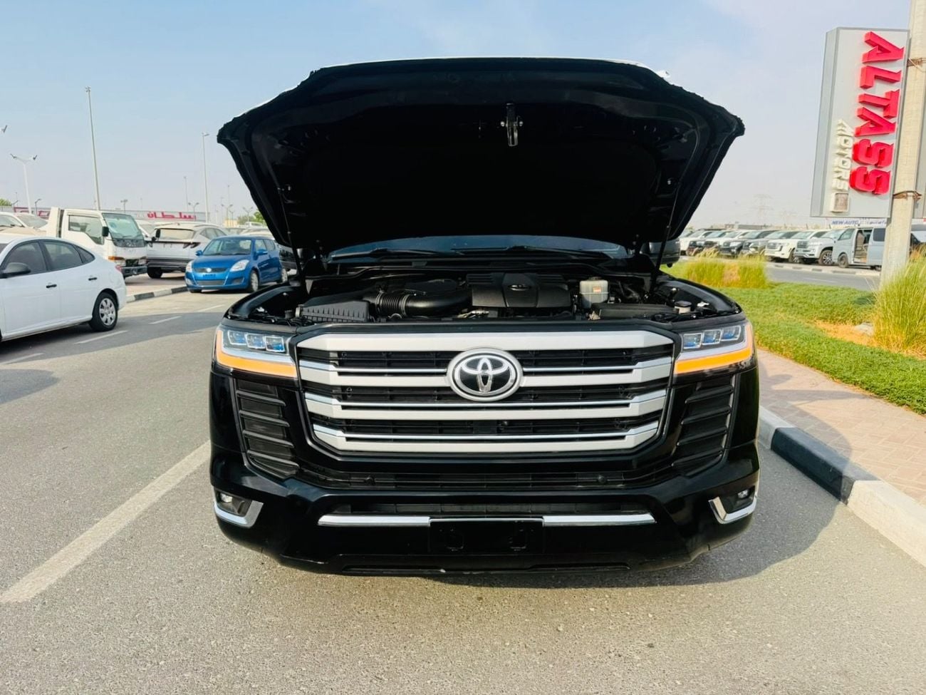 Toyota Land Cruiser GXR 2019 V6 4.0 full option Petrol