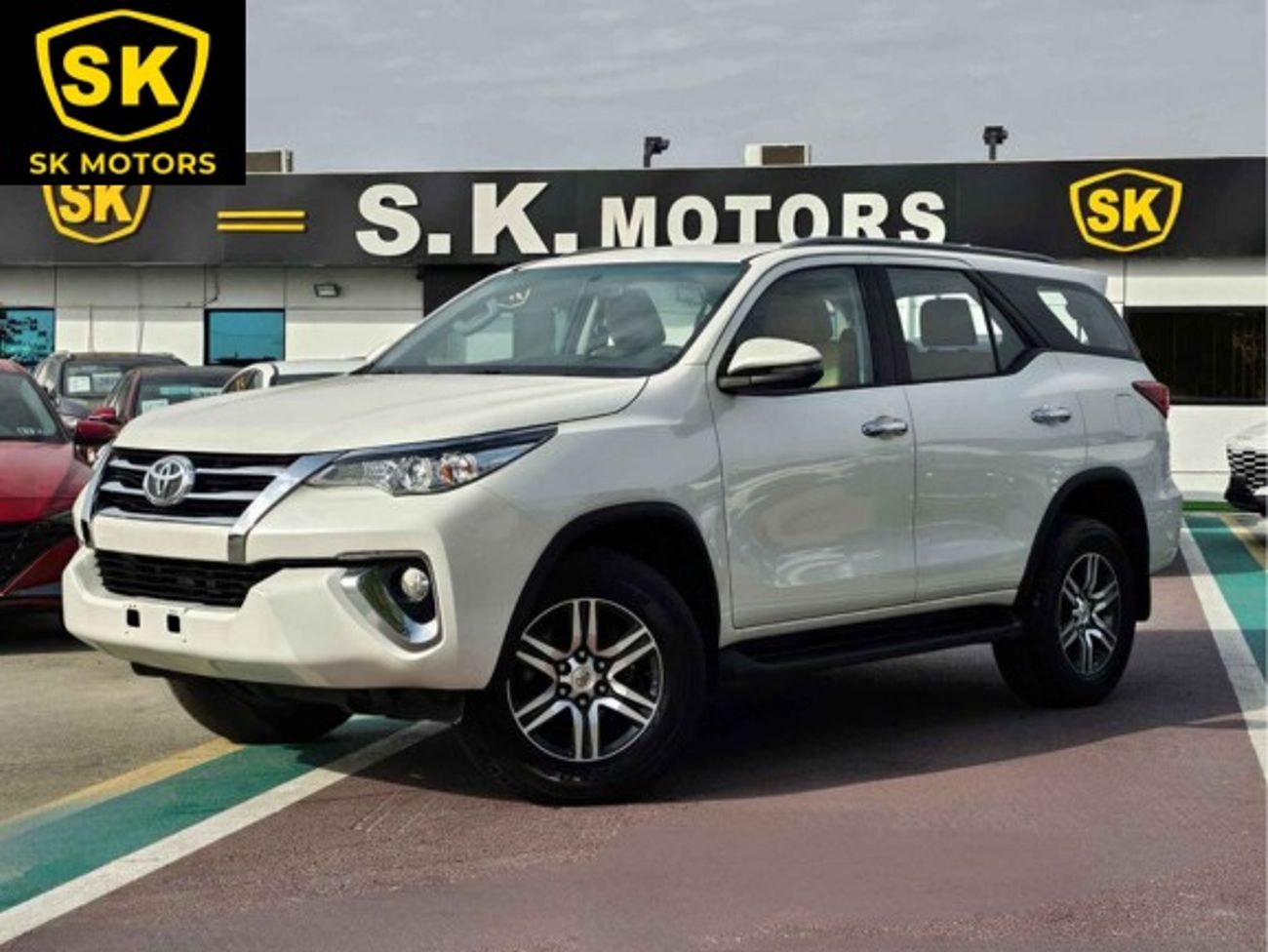 Toyota Fortuner // EXR // V4 // FULL OPTION // LOW MILEAGE (LOT # 90403)