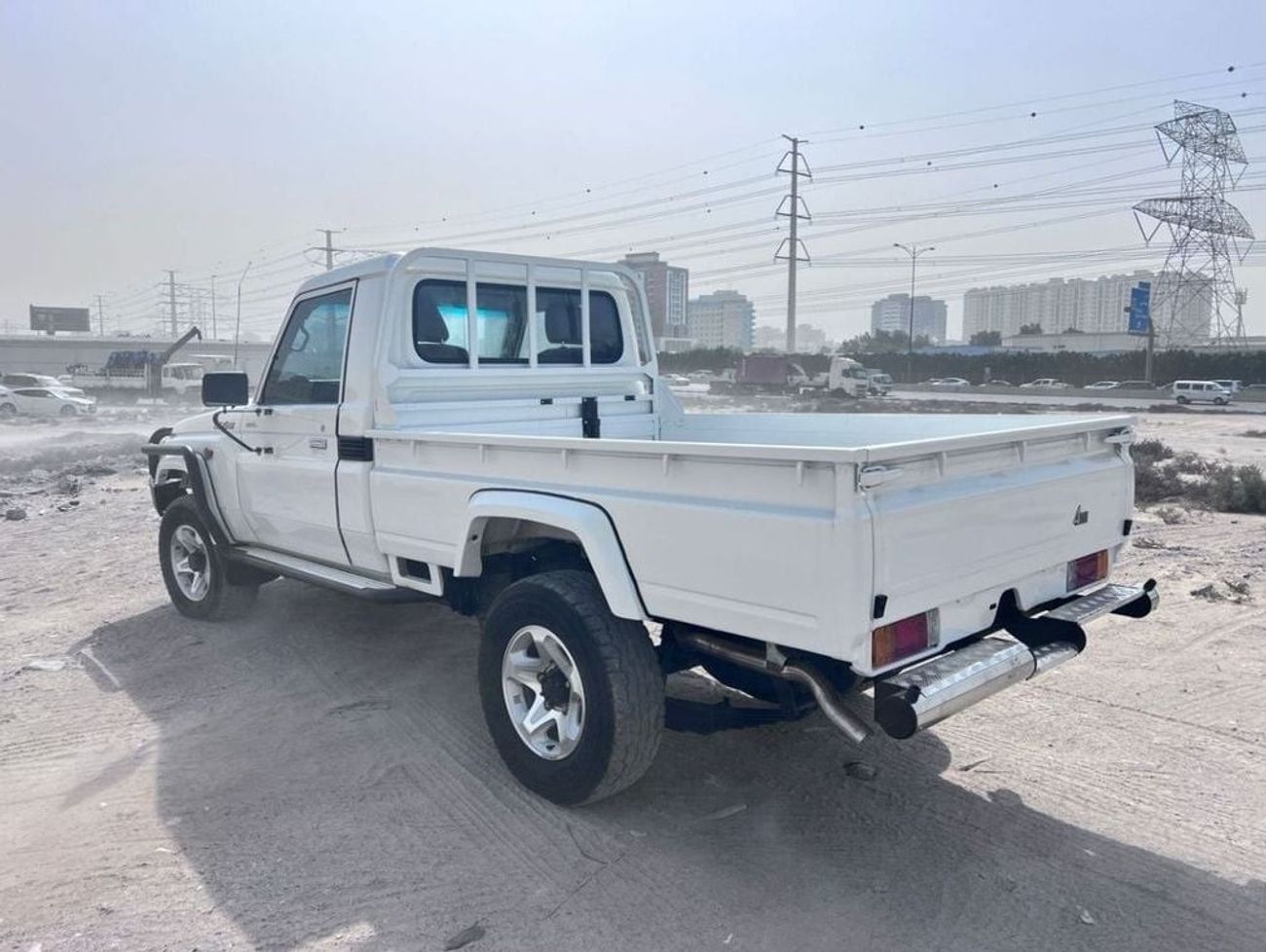 تويوتا لاند كروزر بيك آب Diesel 4.5 Liter Right Hand Drive Single Cab Manual Gear