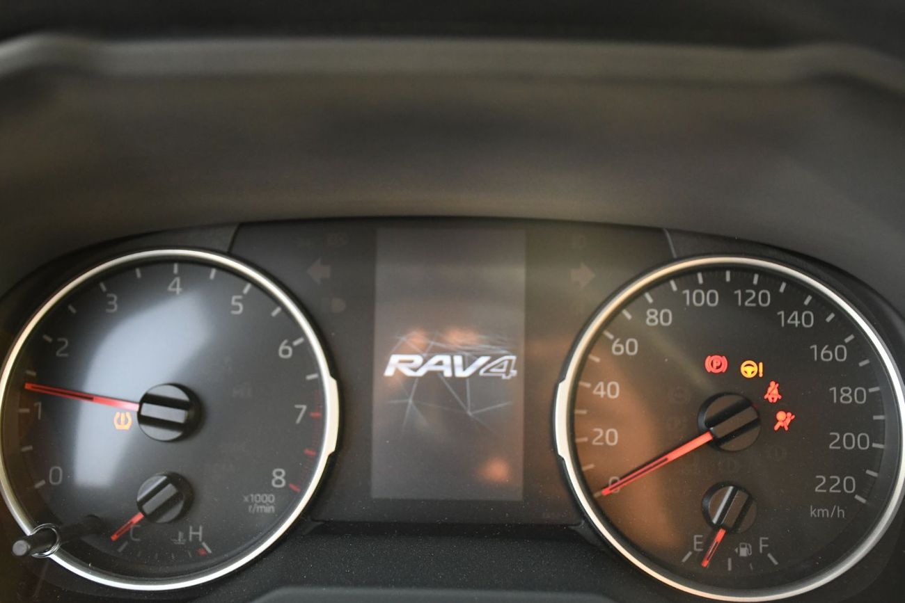 Toyota RAV4 2.5L XLE PETROL WITH SUNROOF  (FOR LOCAL10 %)