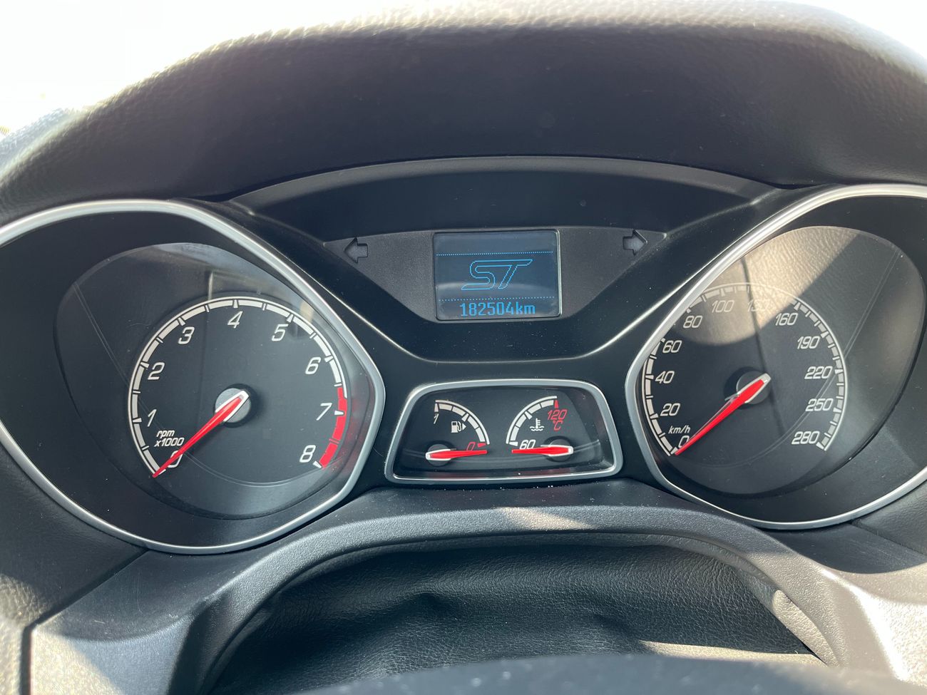 فورد فوكاس ST 2.0L