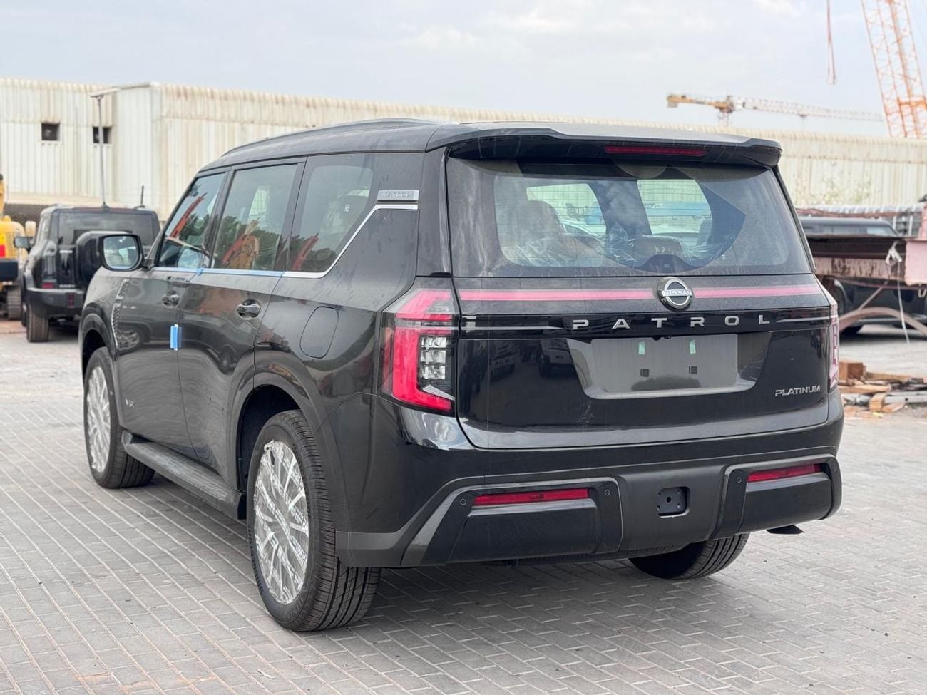 Nissan Patrol LE PLATINUM CITY 3.5L PETROL A/T LE PLATINUM TWIN TURBO FULL OPTION 7 SEATER