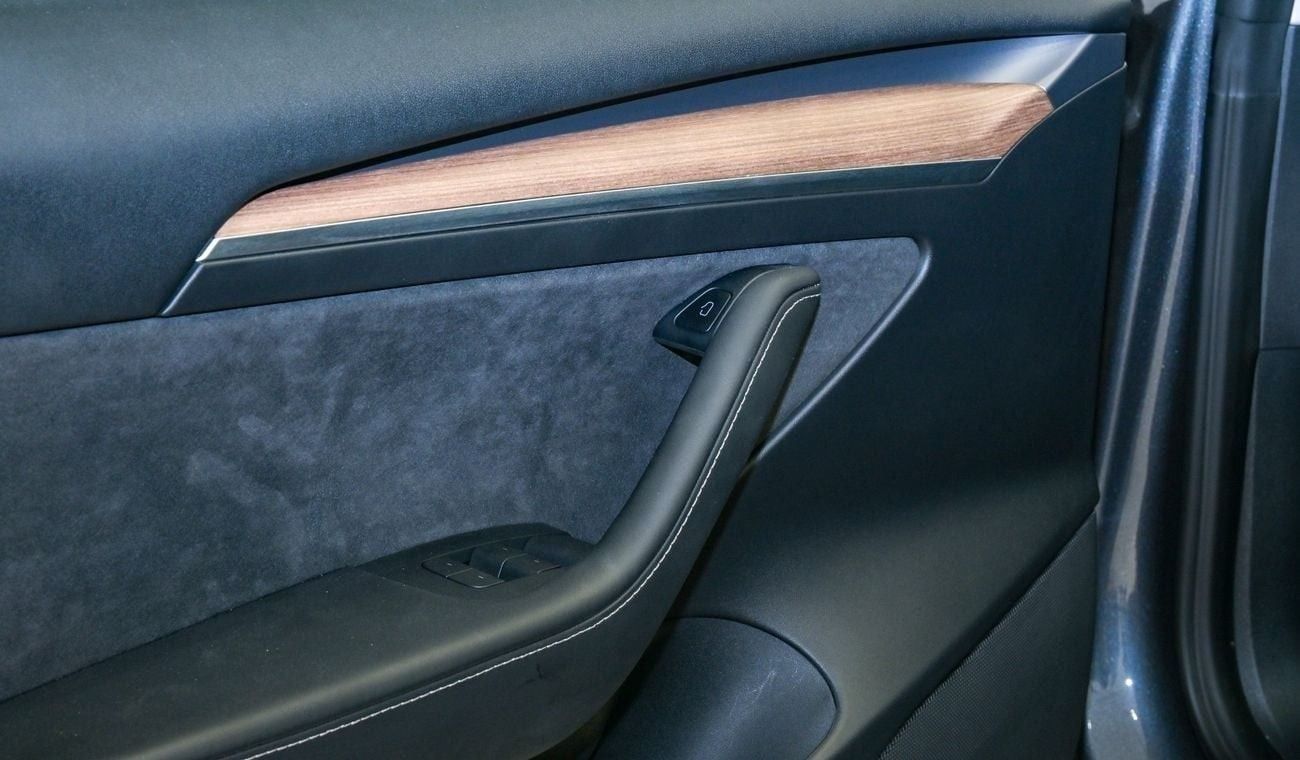 Tesla Model 3 Performance