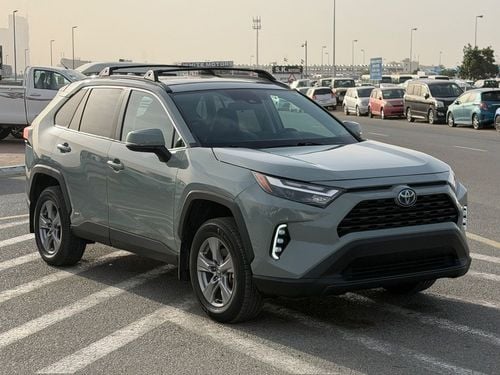 Toyota RAV4 XLE HEV VXR HEV 2.5L (219 HP) AWD 2022 Toyota RAV4 XLE hybrid 2.5L (219 HP) AWD