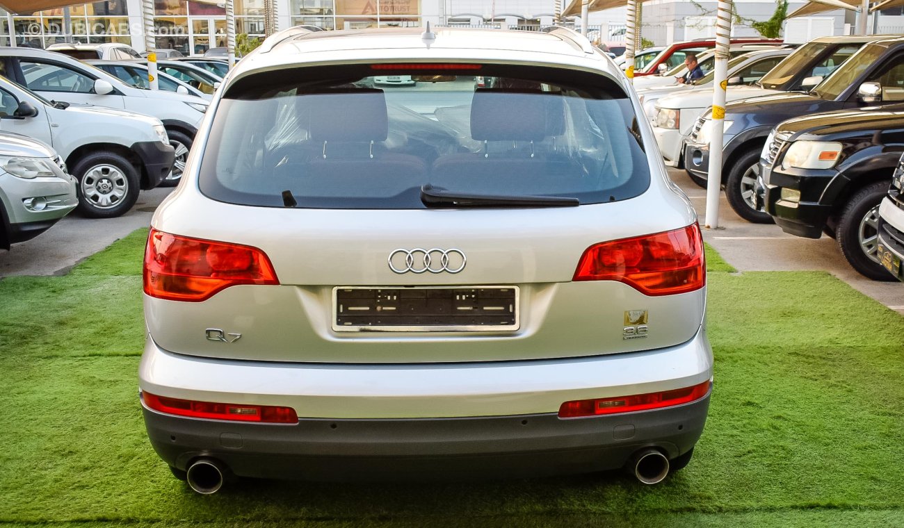 Audi Q7 Gulf - number one - panorama - screen - alloy wheels - leather - without accidents, in excellent con