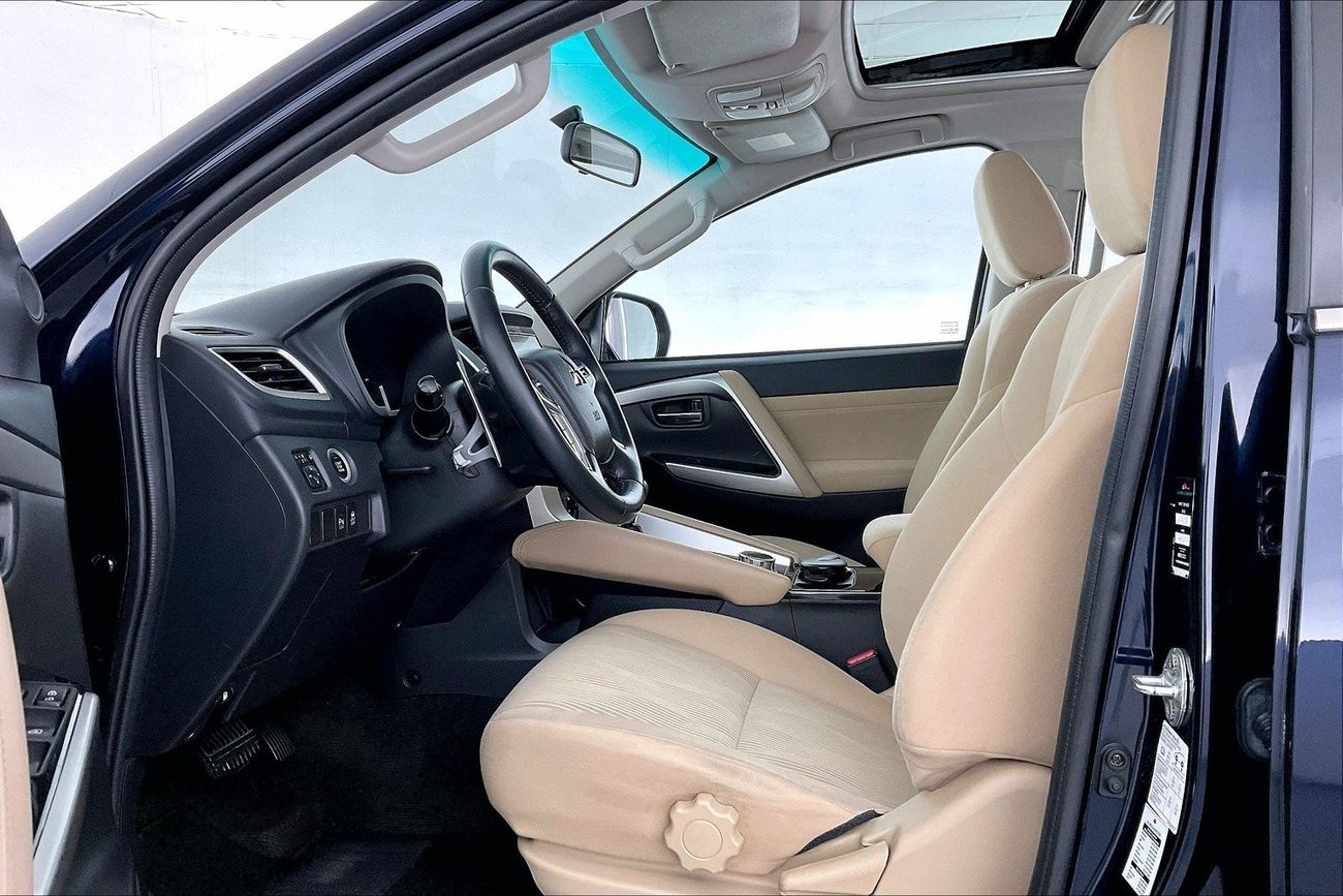 Mitsubishi Montero GLS Mid| 1 year free warranty | Flood Free