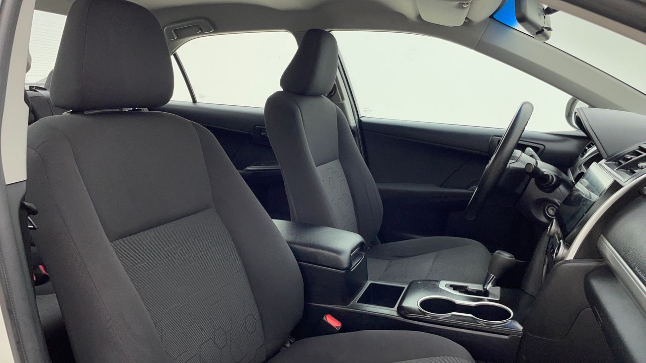 تويوتا كامري S 2.5 | بدون دفعة مقدمة | اختبار القيادة في المنزل