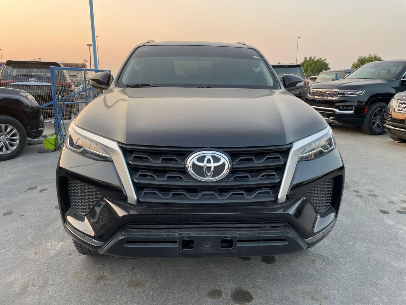 Toyota Fortuner EXR 2.7L (160 HP)