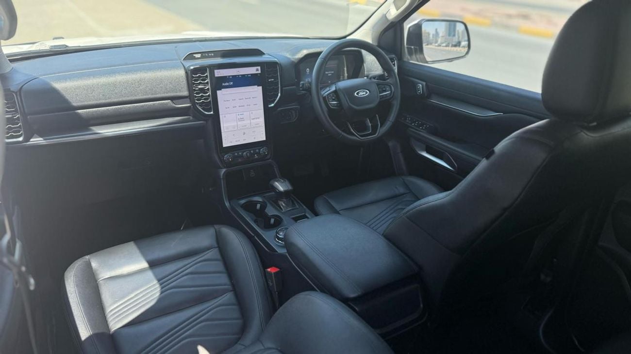 Ford Everest diesel 2.0 liter RHD ,7 seater only for export available