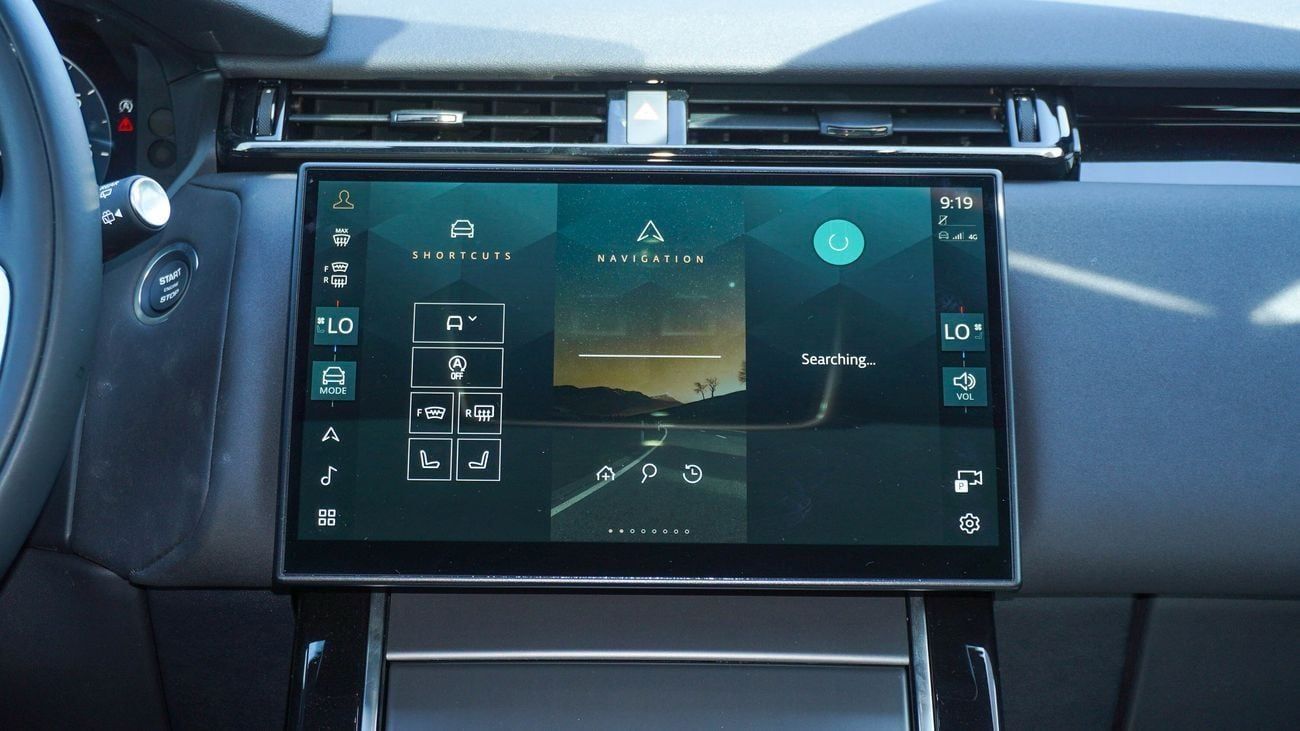 Land Rover Range Rover Velar DYNAMIC SE P250 2.0L (For Local registration plus 10%)