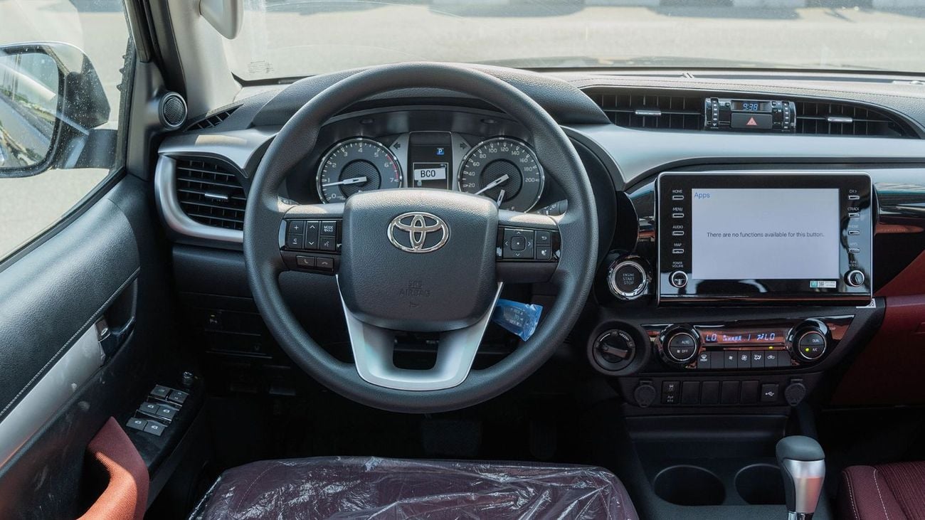 تويوتا هيلوكس 2026 Toyota Hilux TRD SR5 4.0L AT Petrol (Black)