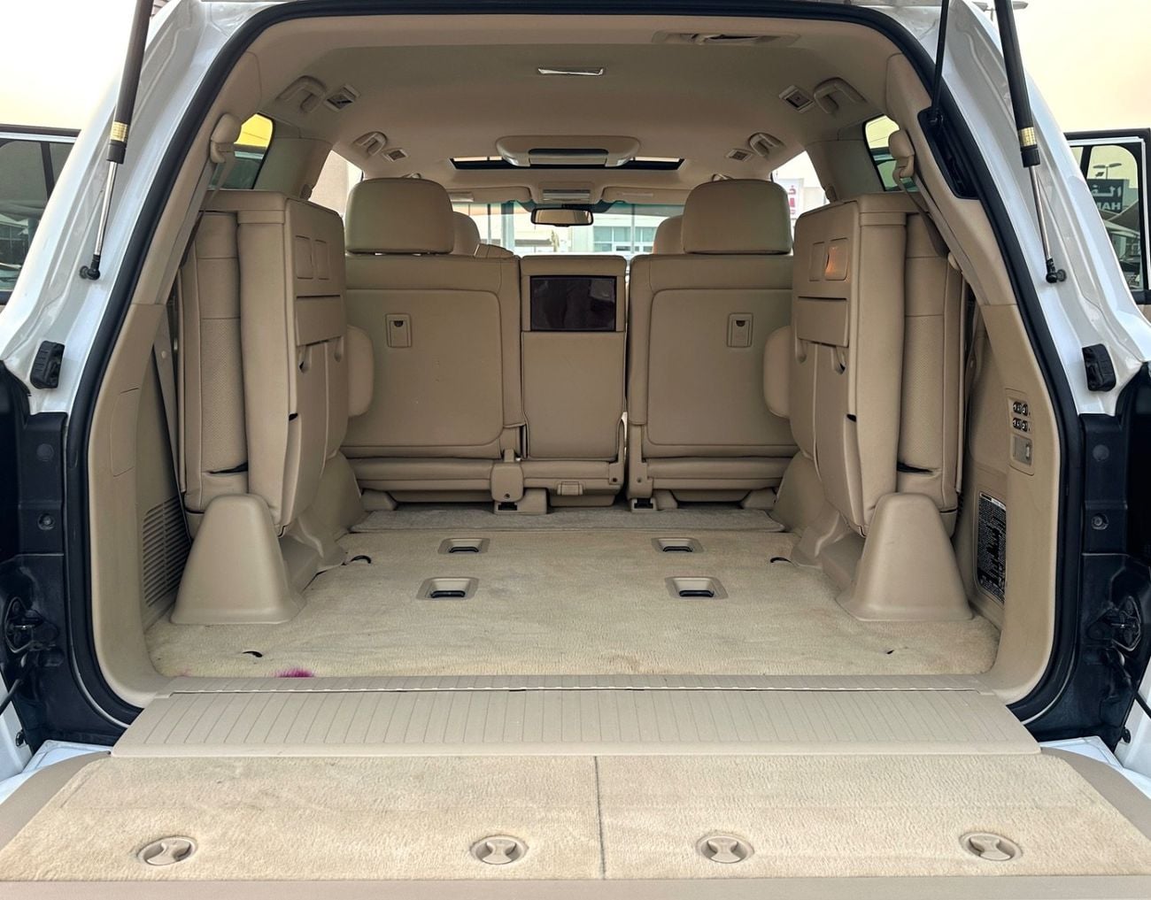 Lexus LX570 NAVIGATION SPORT