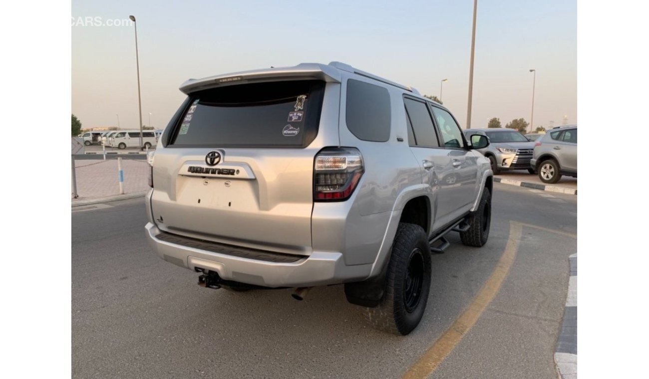 تويوتا 4Runner SR5 PREMIUM 4WD V6 HOT LOT - US SPECIFICATION