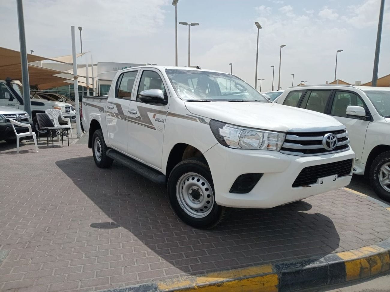 Toyota Hilux DC 2.4L 4WD DIESEL MANUAL TRANSMISSION