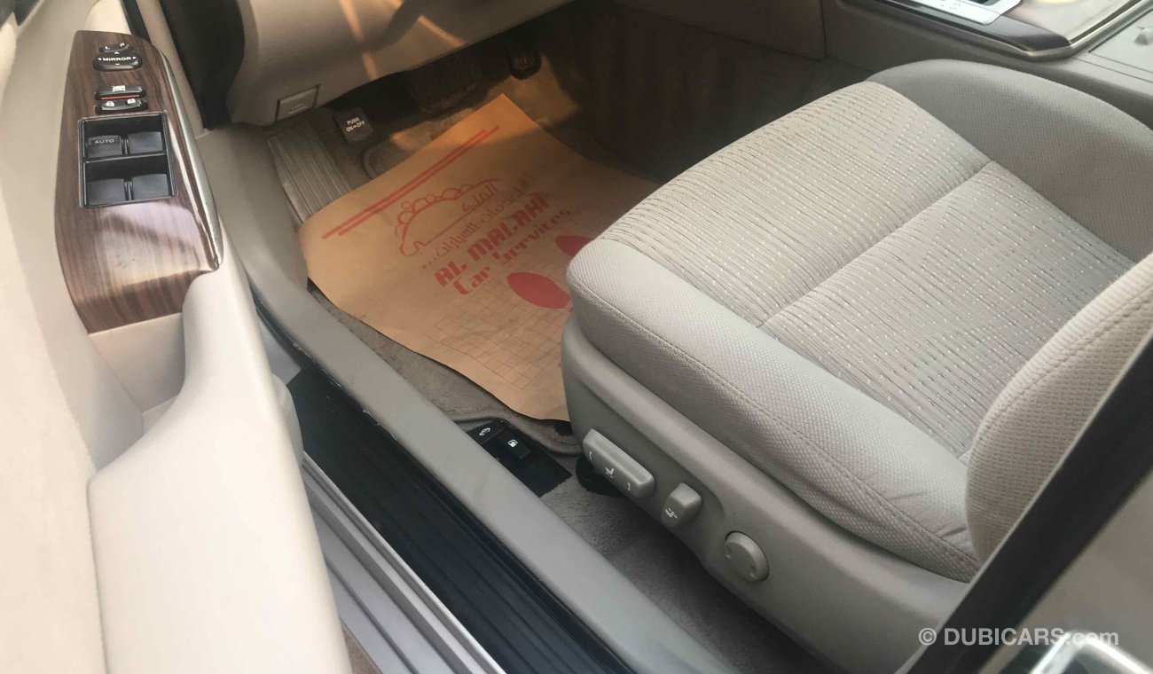 تويوتا كامري فتحه سقف خليجي