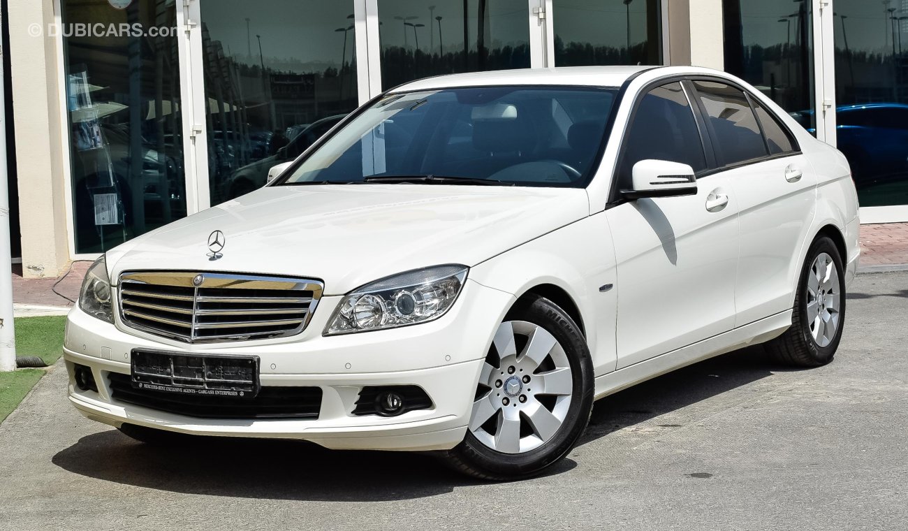 Mercedes-Benz C 180 GCC SPECIFICATION