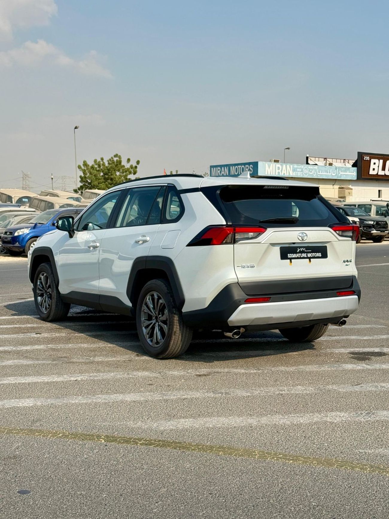 تويوتا راف ٤ Toyota RAV4 Toyota RAV4 2.0L Petrol FULL OPTION