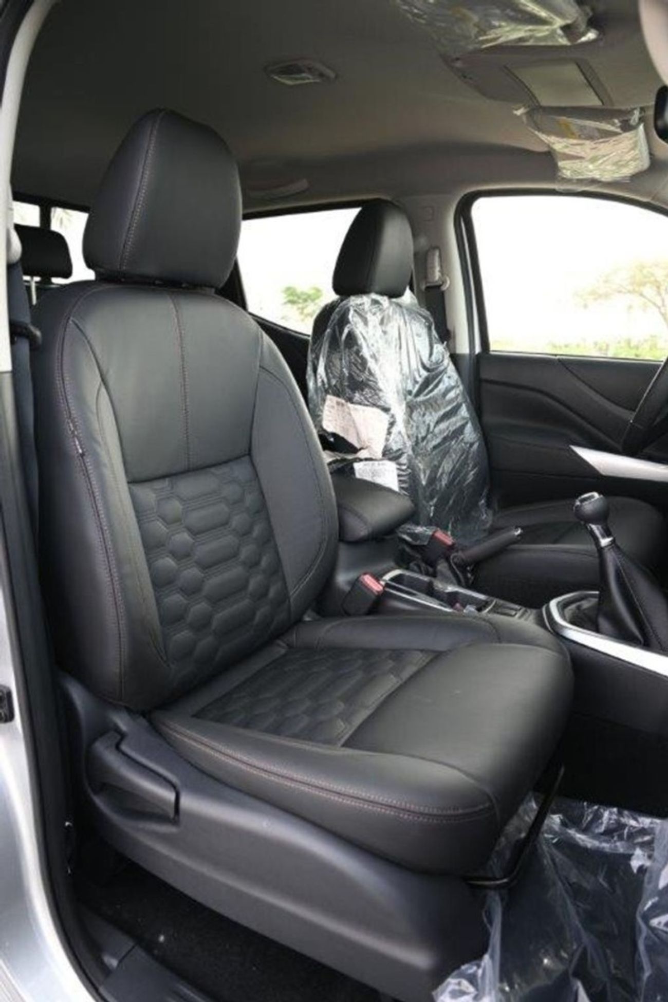 Nissan Navara NISSAN NAVARA FOR LOCAL REGISTRATION