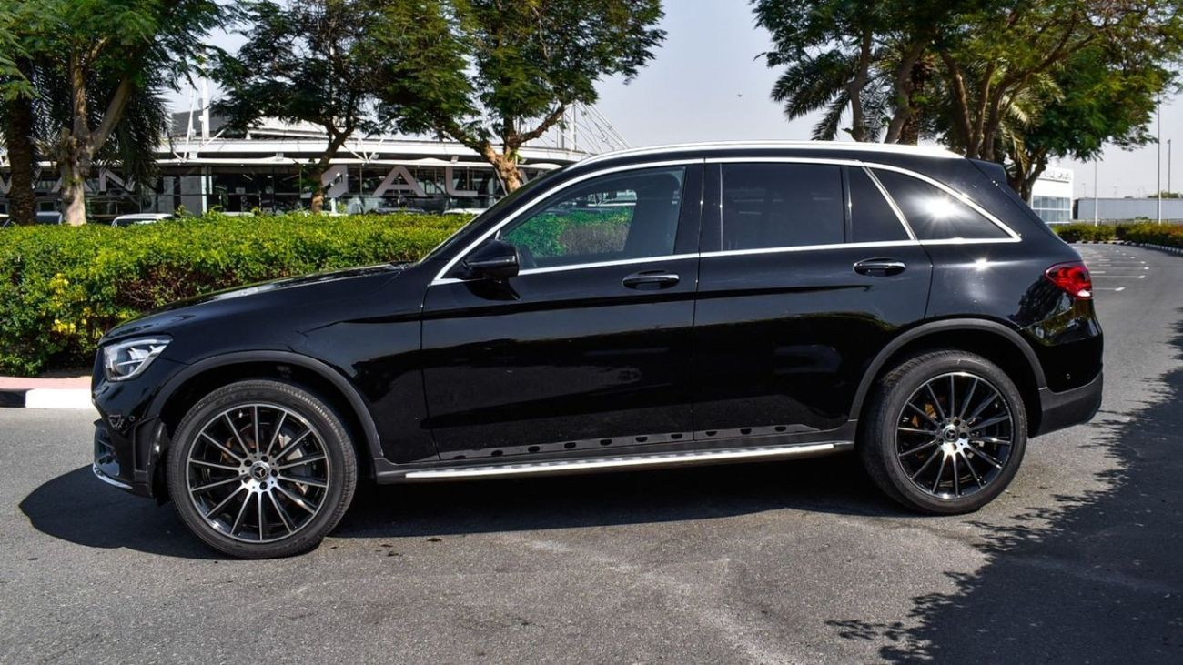 Mercedes-Benz GLC 300 4MATIC Mercedes GLC300 AMG / 2021 / USA