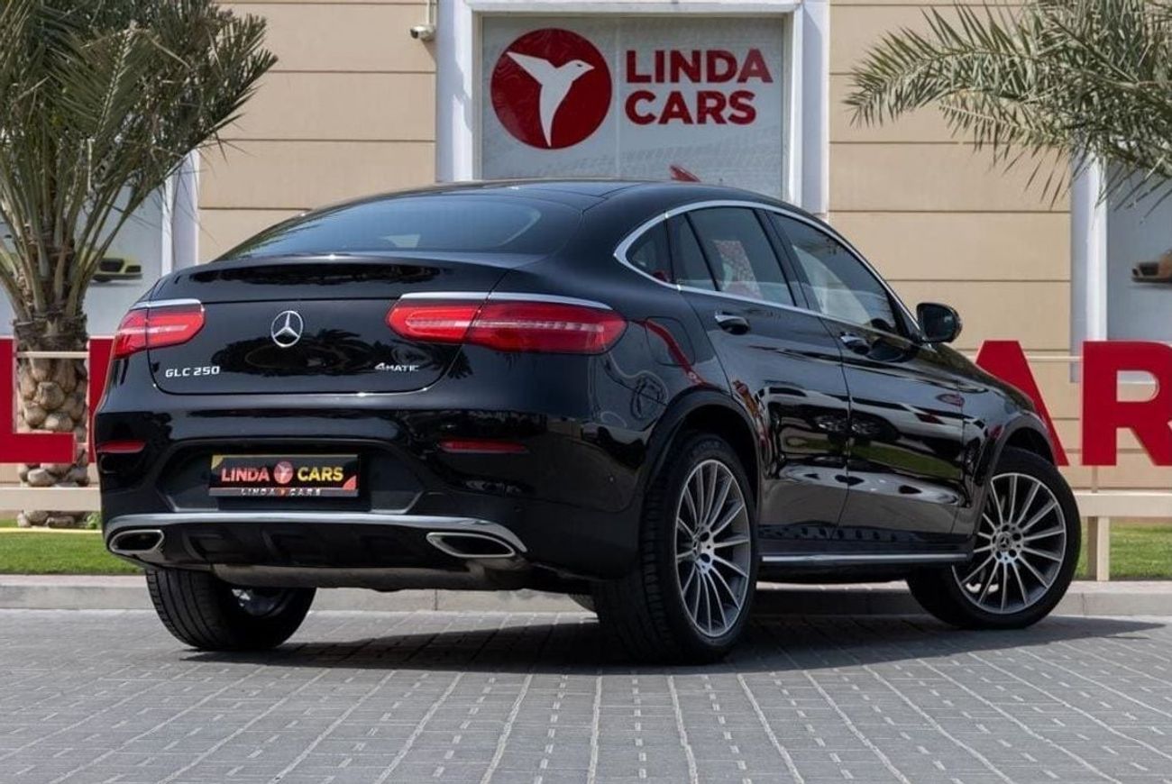 Mercedes-Benz GLC 250 AMG 2.0L Mercedes-Benz GLC250 Coupe AMG 2019 GCC under Warranty with Flexible Down-Payment.