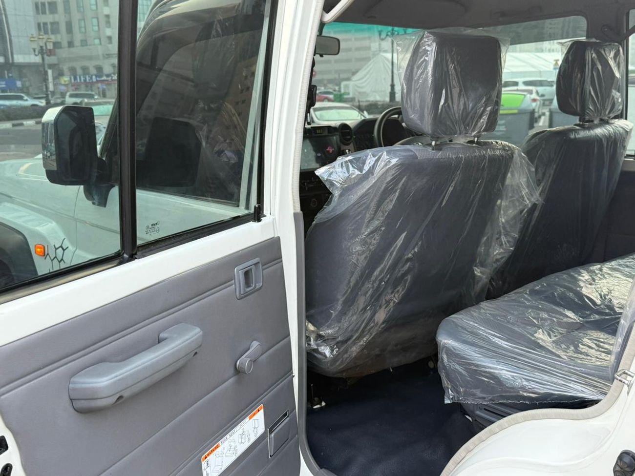 تويوتا لاند كروزر 79 series Workmate Australian spec