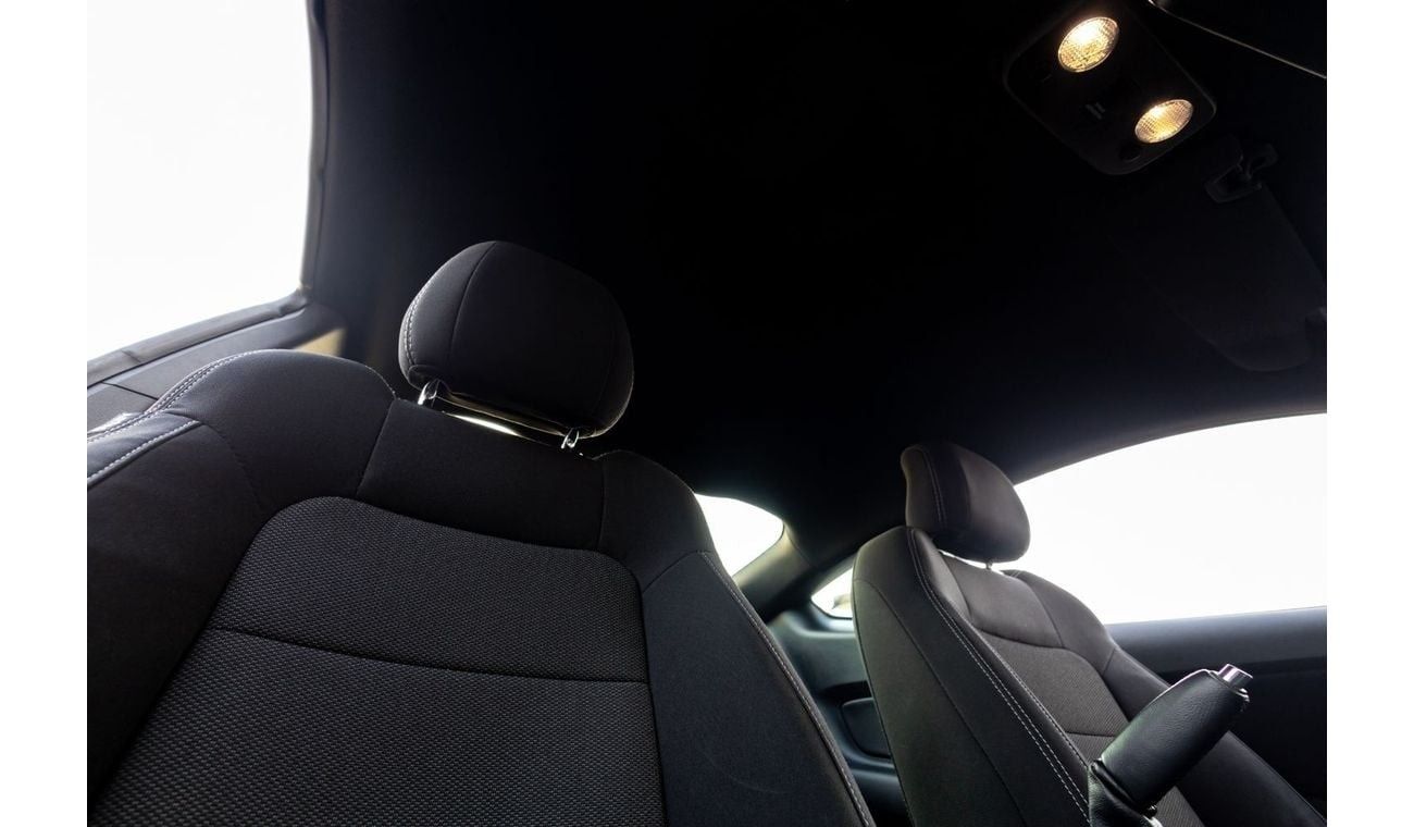 Ford Mustang Ford Mustang V6 2016 GCC under Warranty with Flexible Down-Payment.