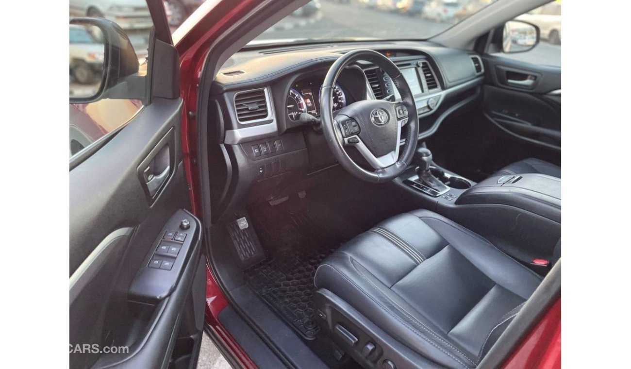 تويوتا هايلاندر *Offer*2017 Toyota Highlander SE AWD 4x4 Full Option - 7 Seater 3.5L V6 -Export Only