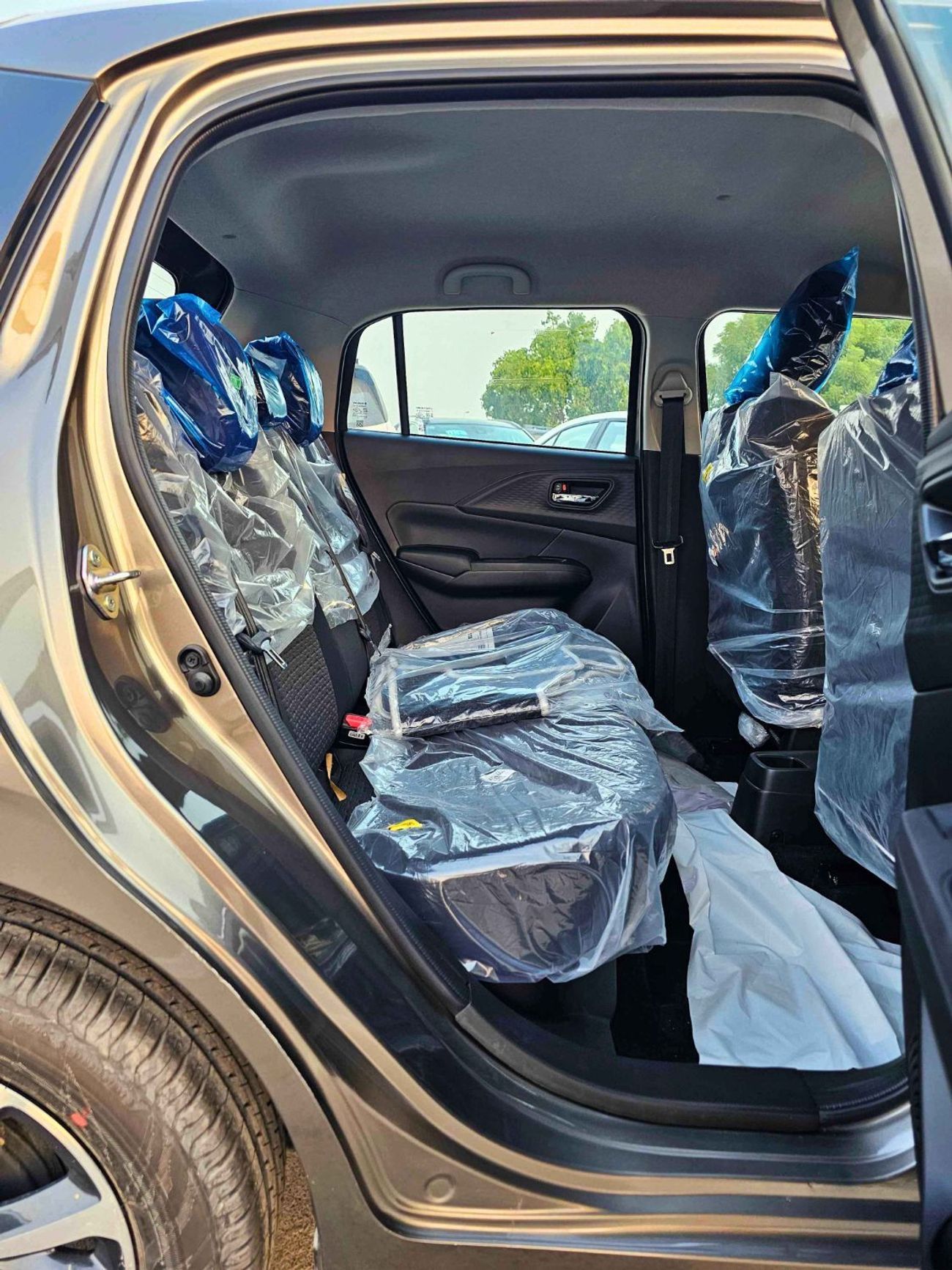 Suzuki Swift GLX / 1.2L V4 PETROL / RADAR / PUSH START / DVD CAMERA (CODE # GLXR)