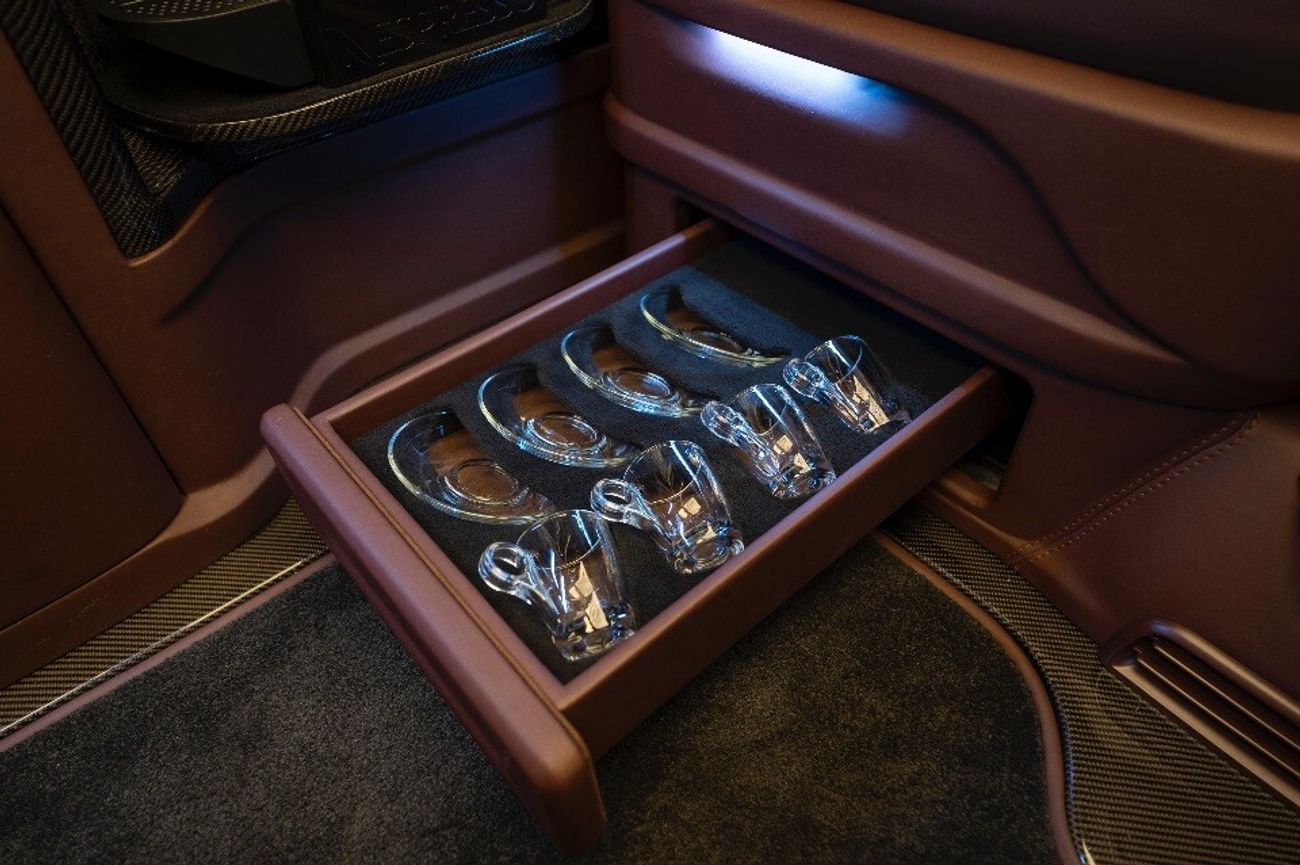 Mercedes-Benz V 250 2022 VVIP MERCEDES GCC V250 With Extra AC - Warranty by Vline Design