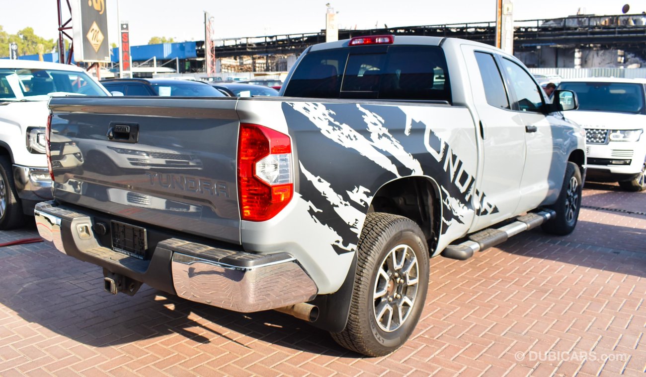 Toyota Tundra 5.7L V8