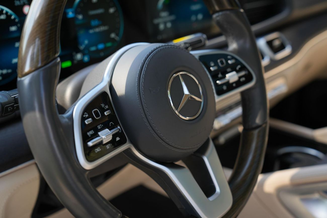 مرسيدس بنز GLS 580 4MATIC 2020!! JAPANESE SPECS