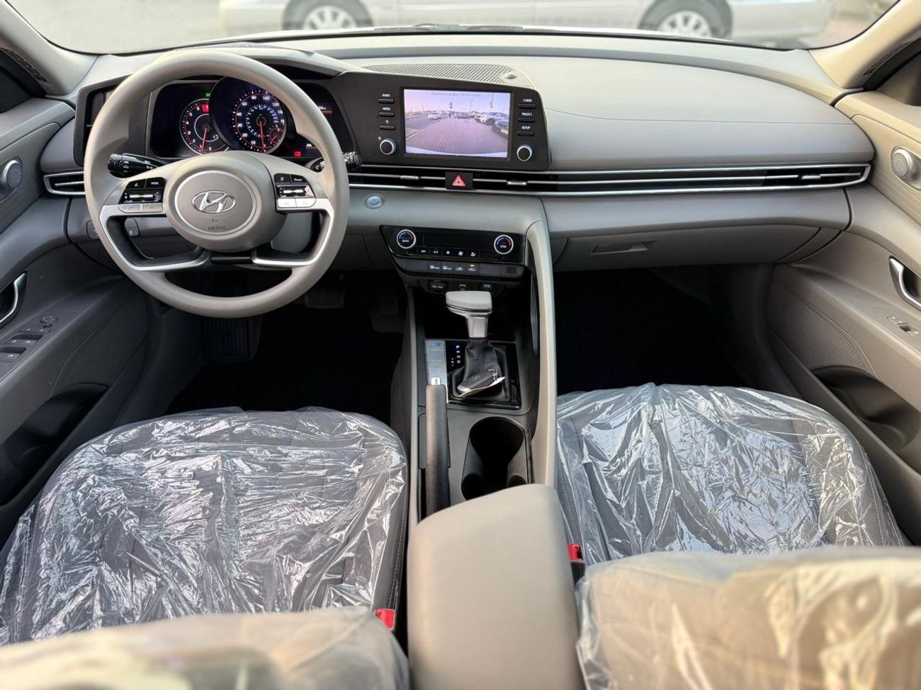 هيونداي إلانترا Comfort 1.6L