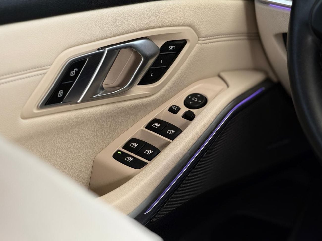 بي أم دبليو 320 Exclusive 2.0L