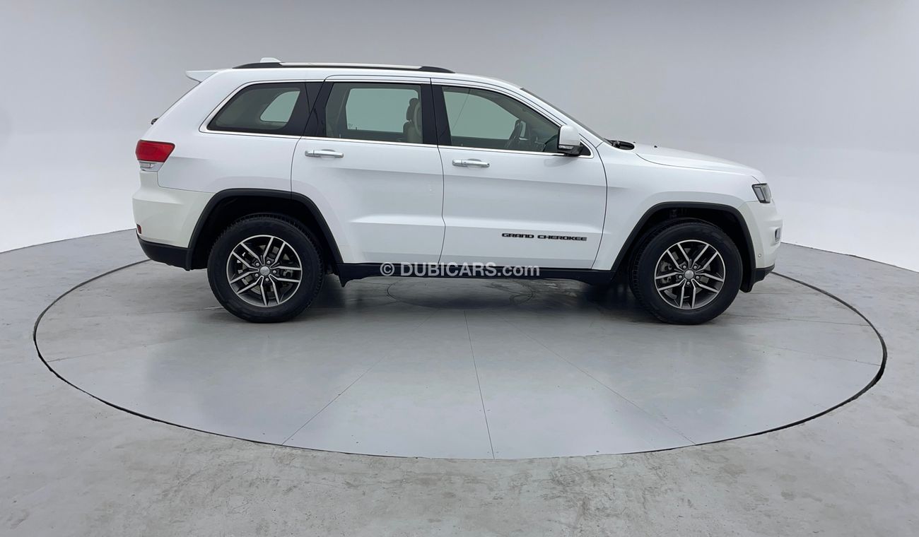 جيب جراند شيروكي LIMITED 3.6 | بدون دفعة مقدمة | اختبار قيادة مجاني للمنزل