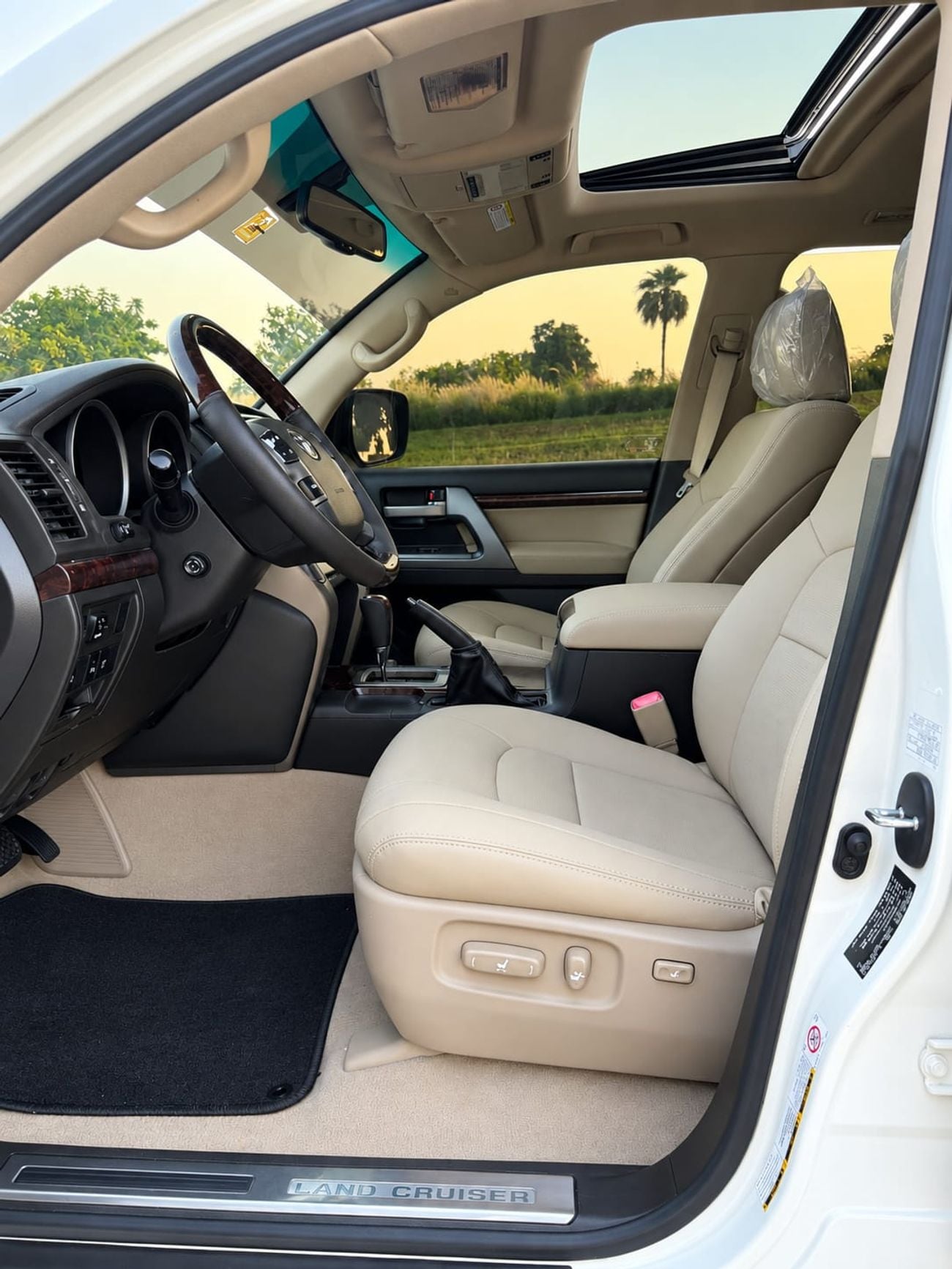 Toyota Land Cruiser VXR