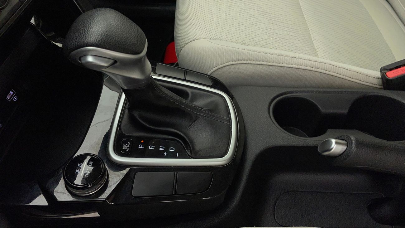 كيا سيلتوس LX 1.6 | بدون دفعة مقدمة | اختبار القيادة في المنزل