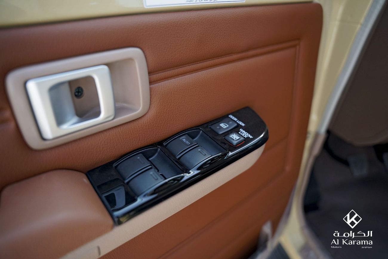 تويوتا لاند كروزر 70 تويوتا لاند كروزر ٧٦ | ٢.٨ لتر | دفع رباعي يدوي | إصدار الذكرى الأربعين | خليجي | كاميرا خلفية | مقا