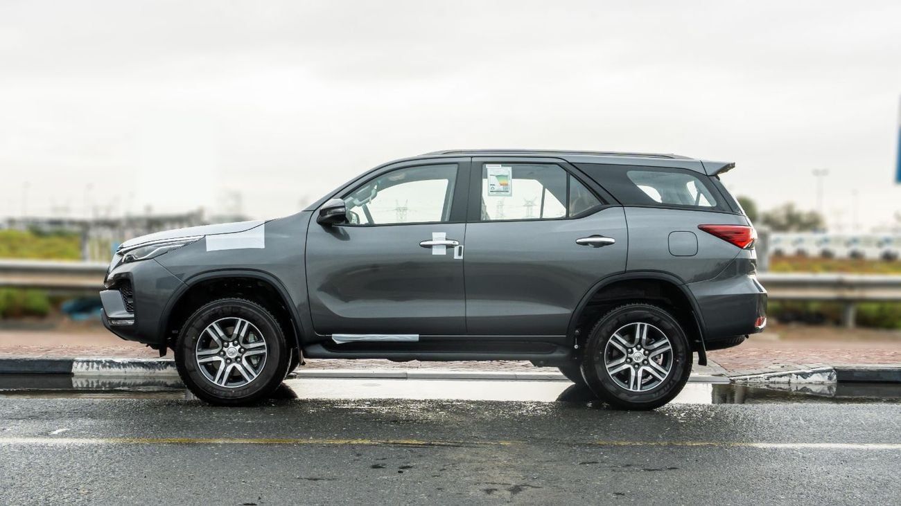 Toyota Fortuner 2026 Toyota Fortuner VX 4.0L AT Petrol (Gray-Tan)