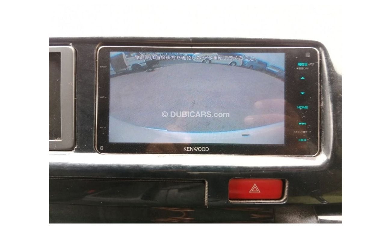 Toyota Hiace TOYOTA HIACE VAN RIGHT HAND DRIVE (PM1589)