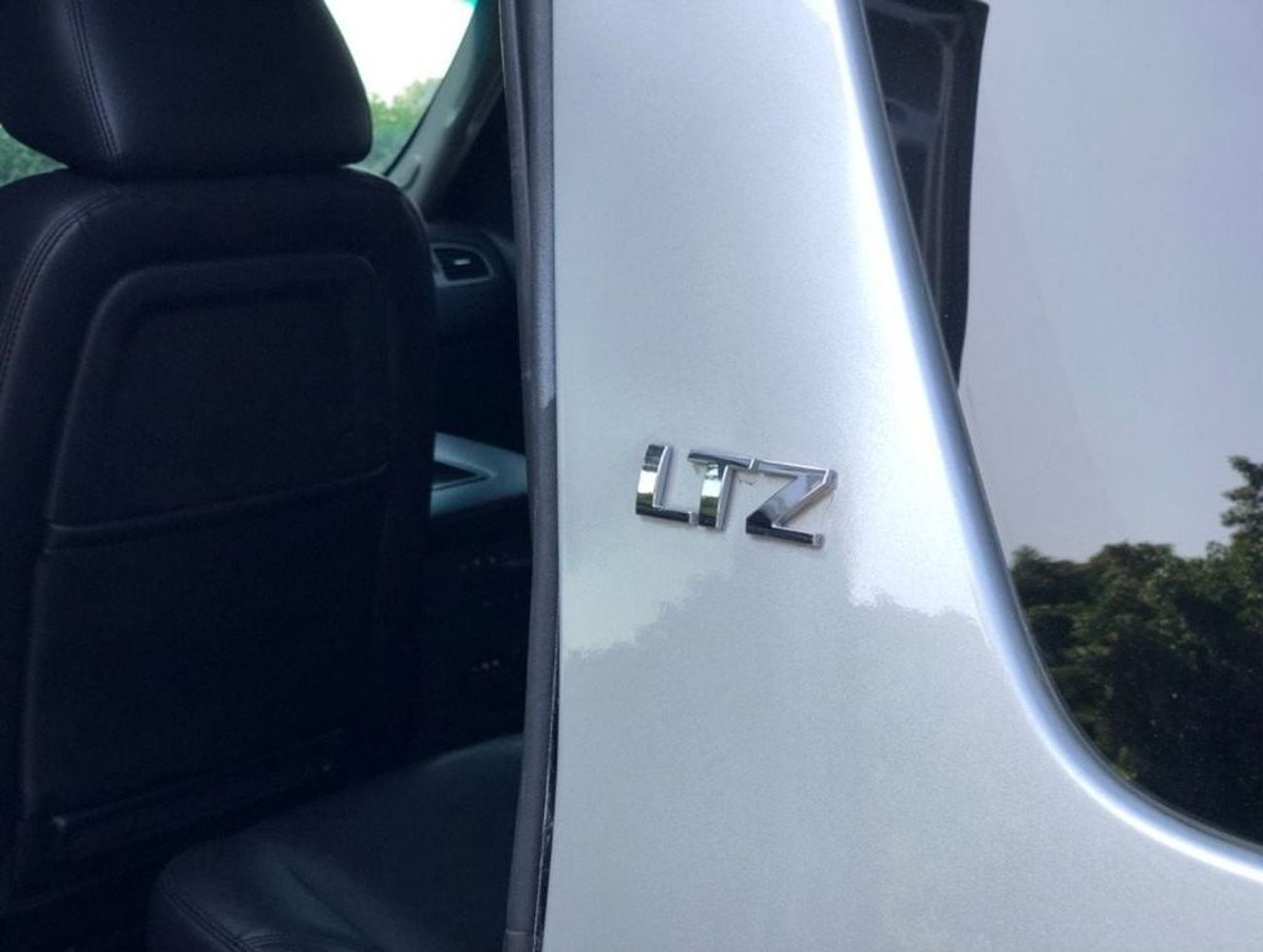 Chevrolet Tahoe LTZ 5.3L 4WD (8 Seater)