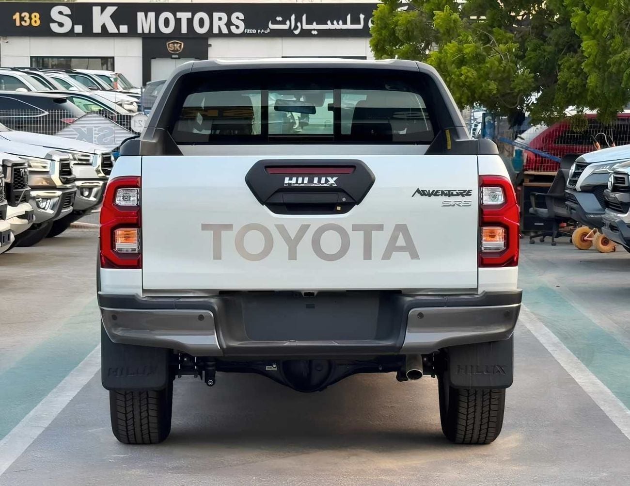 Toyota Hilux ADVENTURE SR5 ADVENTURE || DOUBLE CABIN || 2.8L V4 DIESEL / RADAR / 360*CAMERA / AIR COMPRESSOR / FULL OPTION
