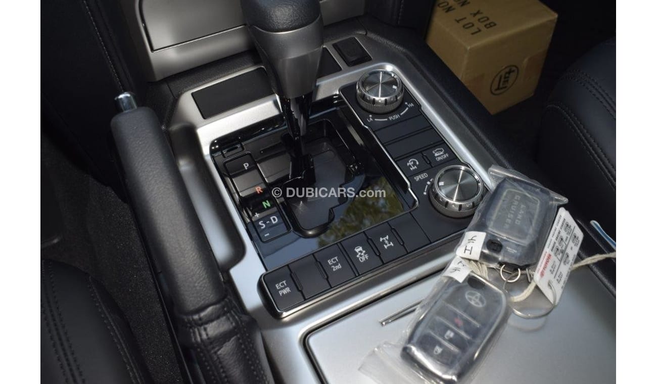 تويوتا لاند كروزر Diesel Black Edition