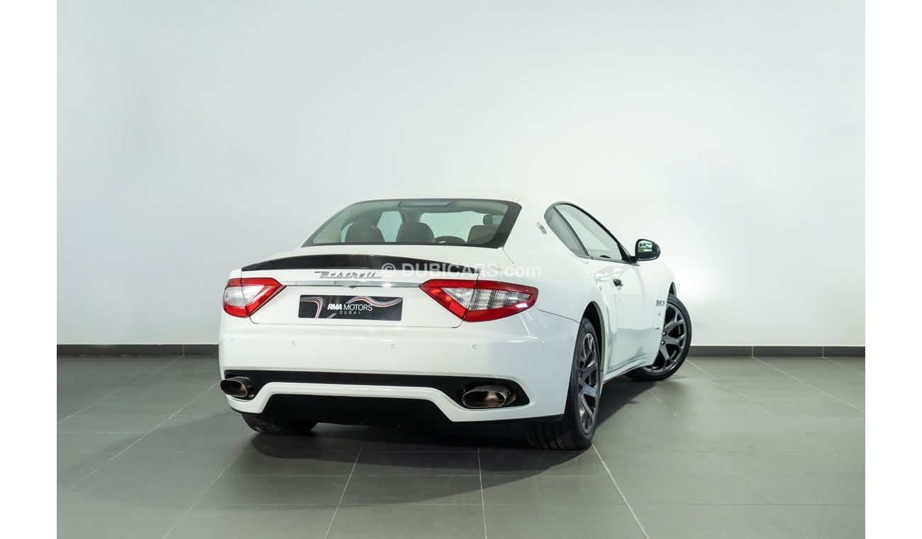 Maserati Granturismo 2014 Maserati Gran Turismo Coupe / Carbon Exterior Pack / Full-Service History