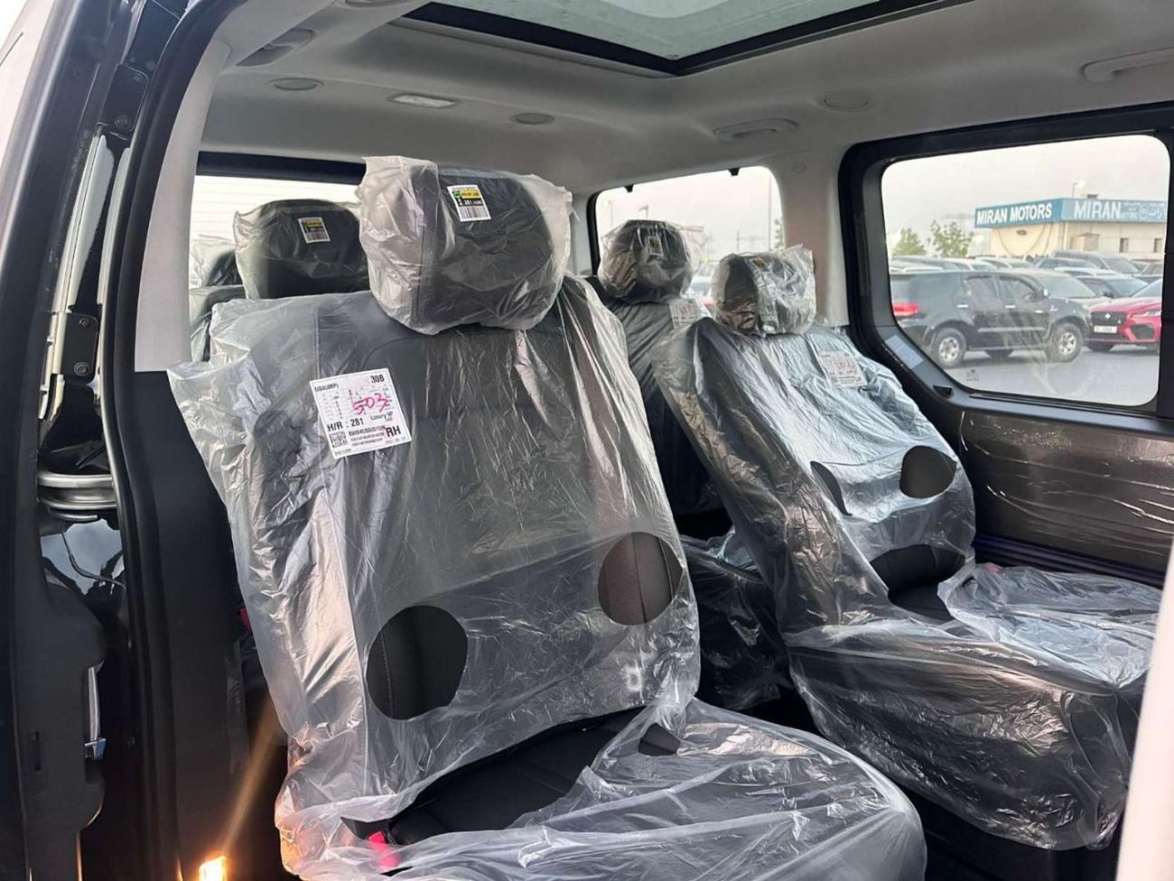 Hyundai Staria HYUNDAI STARIA 2.2L 4WD DIESEL MINIVAN 2025