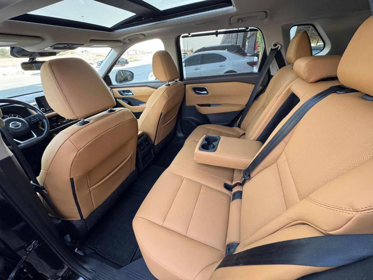 Nissan Rogue 2.5L V4 / LOW MILEAGE 56000 ONLY / PANORAMA / ACTIVE RADAR / ROAD ASSIST / REMOTE START