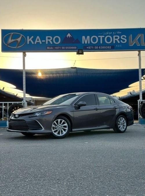 تويوتا كامري تويوتا كامري 2022 محرك 2.5 لتر كراسي جلد السيارة بحالة جيدة