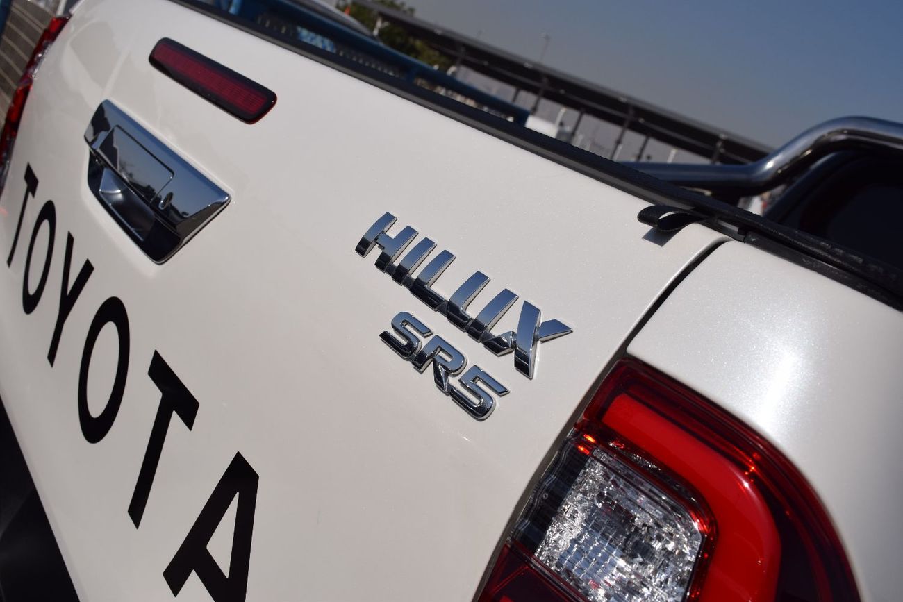 Toyota Hilux 4X4 Diesel 2.8L (Right Hand Drive)